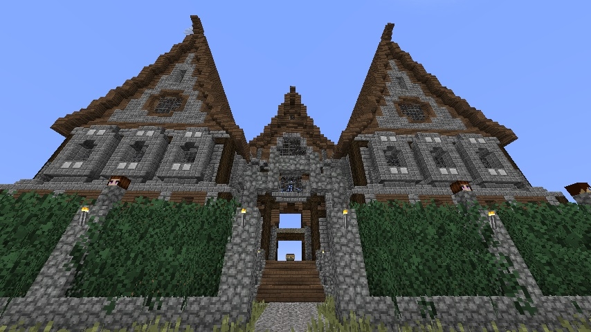 dragonjules, HoiItsMia and me build this mansion.<br />
Building-Time: 5 Days